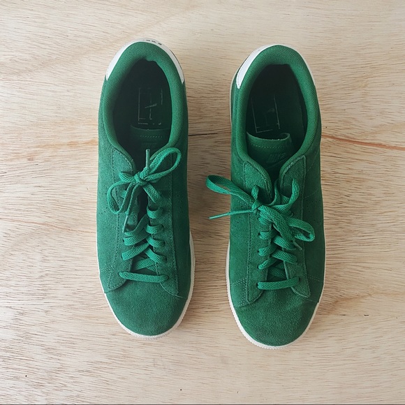Nike Tennis Classic Green Suede - Picture 2 of 4